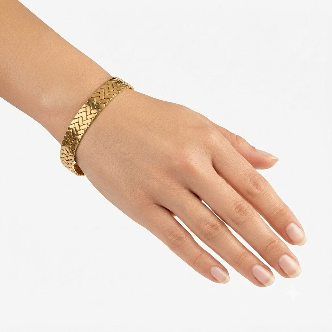Geometric Gold bracelet