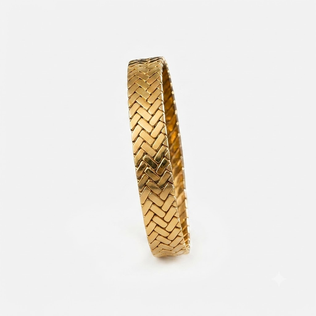 Geometric Gold bracelet - Image 2