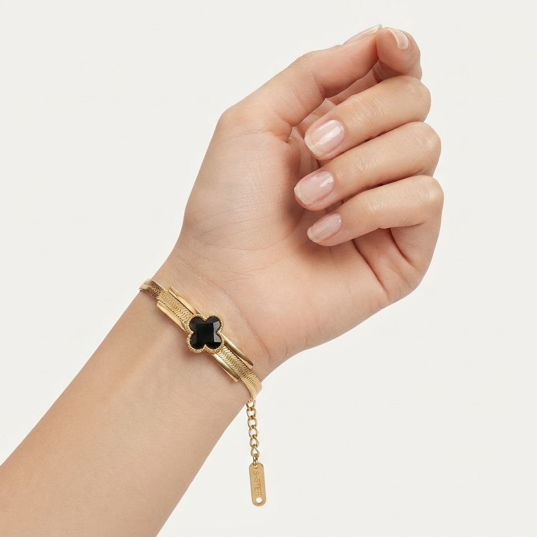 clover charm snake chain bracelet
